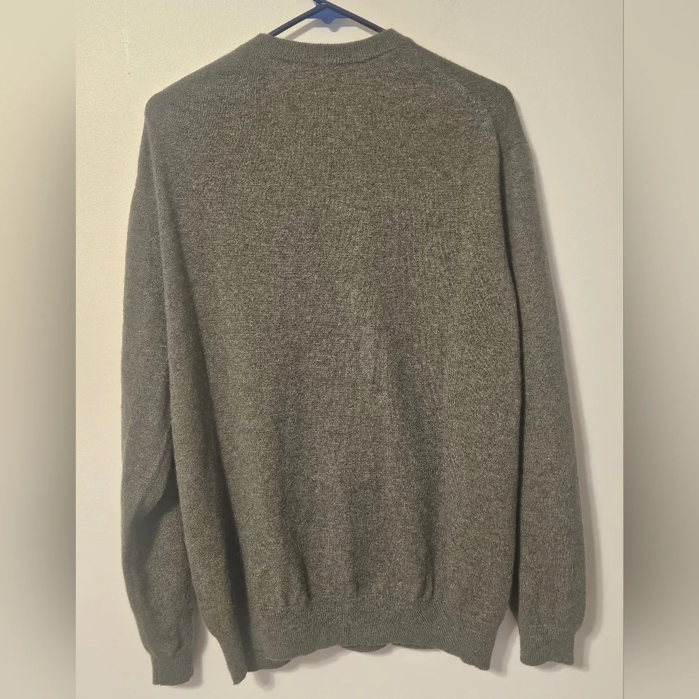 Turnbury 100% Cashmere EUC Size Large